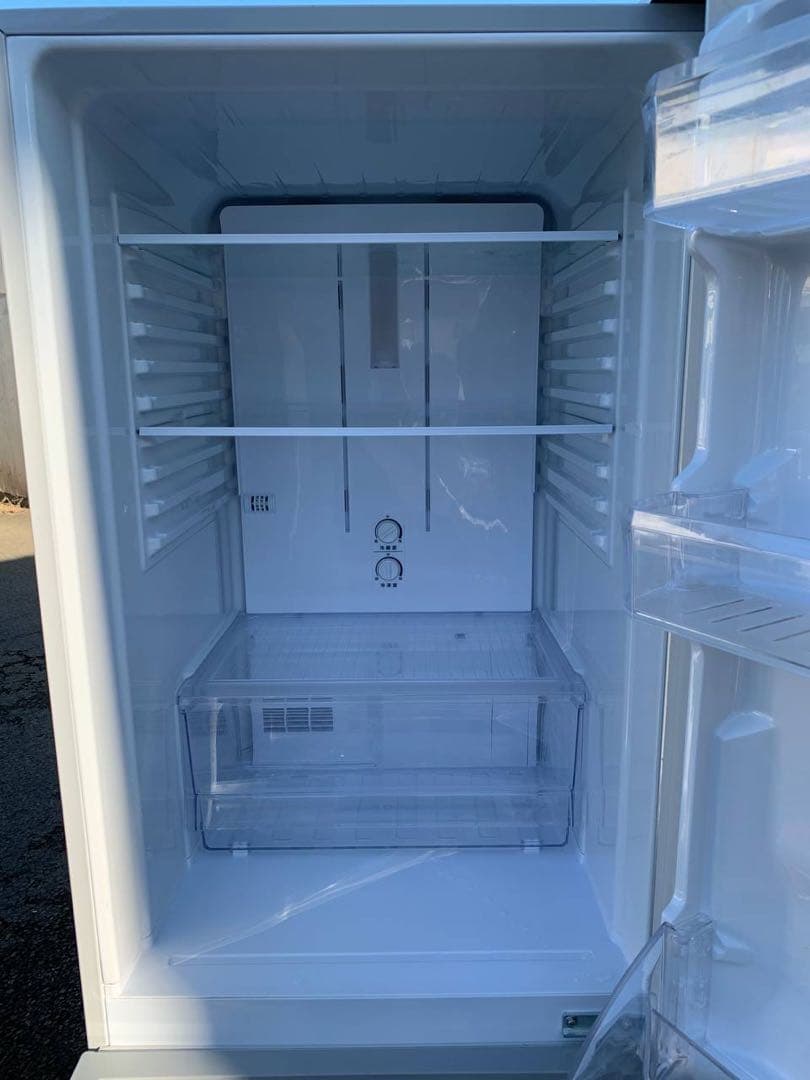 ①✅SHARPノンフロン冷凍冷蔵庫✅ ✅SJ-ES26Y-S✅送料設置無料