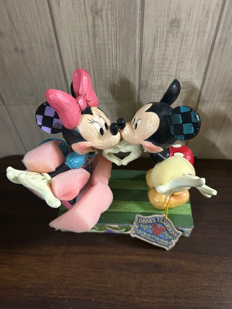 ディズニー　トラディションズ　ミッキー＆ミニー　 ウィズハートマーク　フィギュア