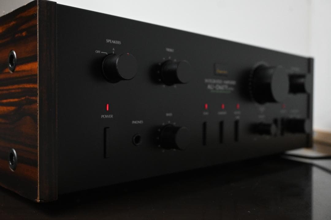 ◆◇Ｓａｎｓｕｉ　ＡＵ－Ｄ６０７Ｆextra　【動作品　美品】◇◆