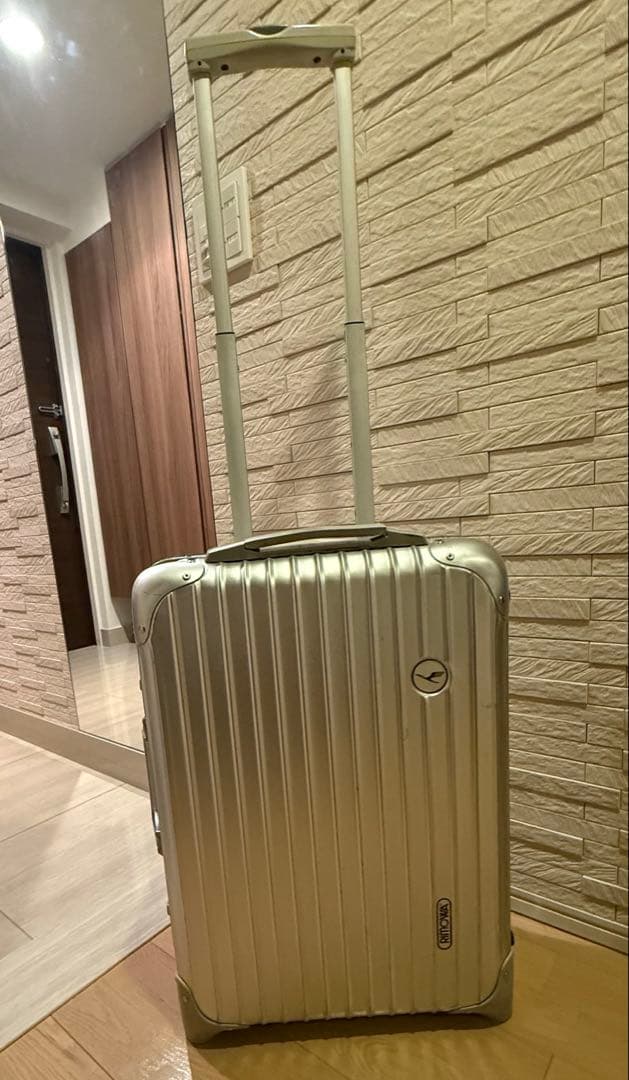 リモワ 919.52『Lufthansa』 廃盤2輪 キャビン・トロリー 35L