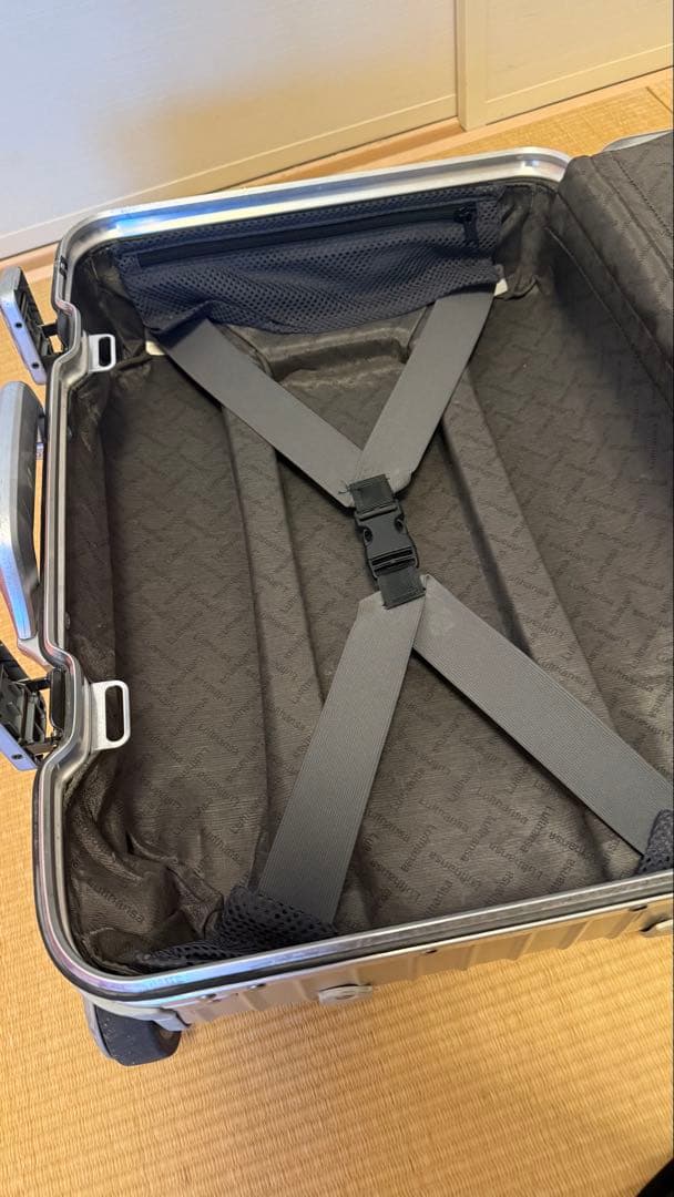 リモワ 919.52『Lufthansa』 廃盤2輪 キャビン・トロリー 35L