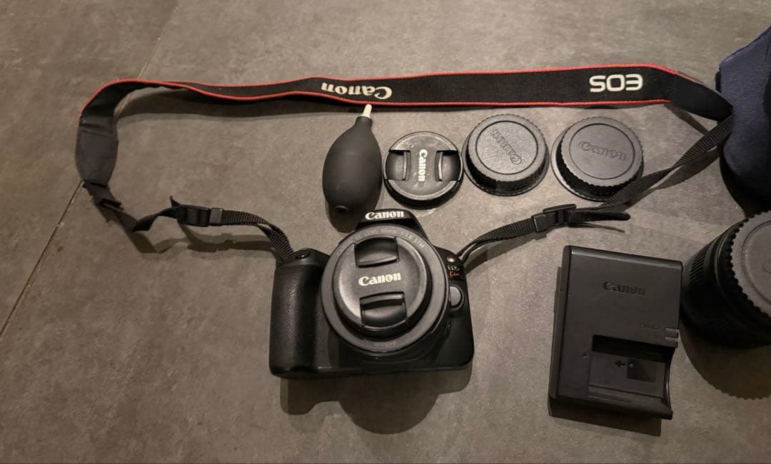 Canon EOS kiss x9 ダブルレンズ