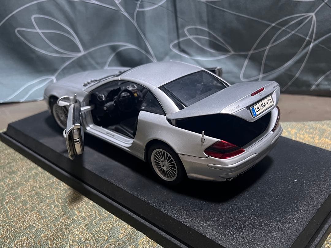 マイスト メルセデス・ベンツ SL55AMG 置物 1/18スケール 1998