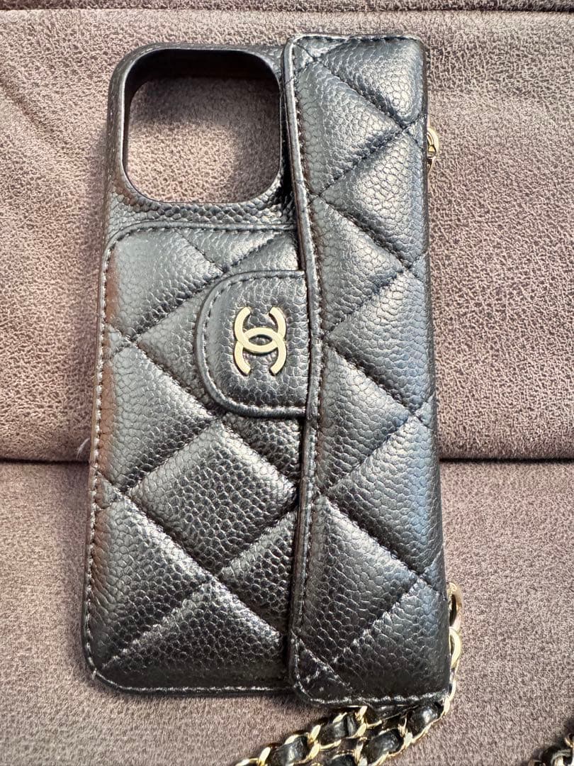 CHANEL iPhoneケース　15 pro Max