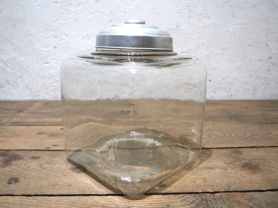 1204 レトロなガラス瓶　駄菓子屋　ガラスケース　ヴィンテージ　アンティーク