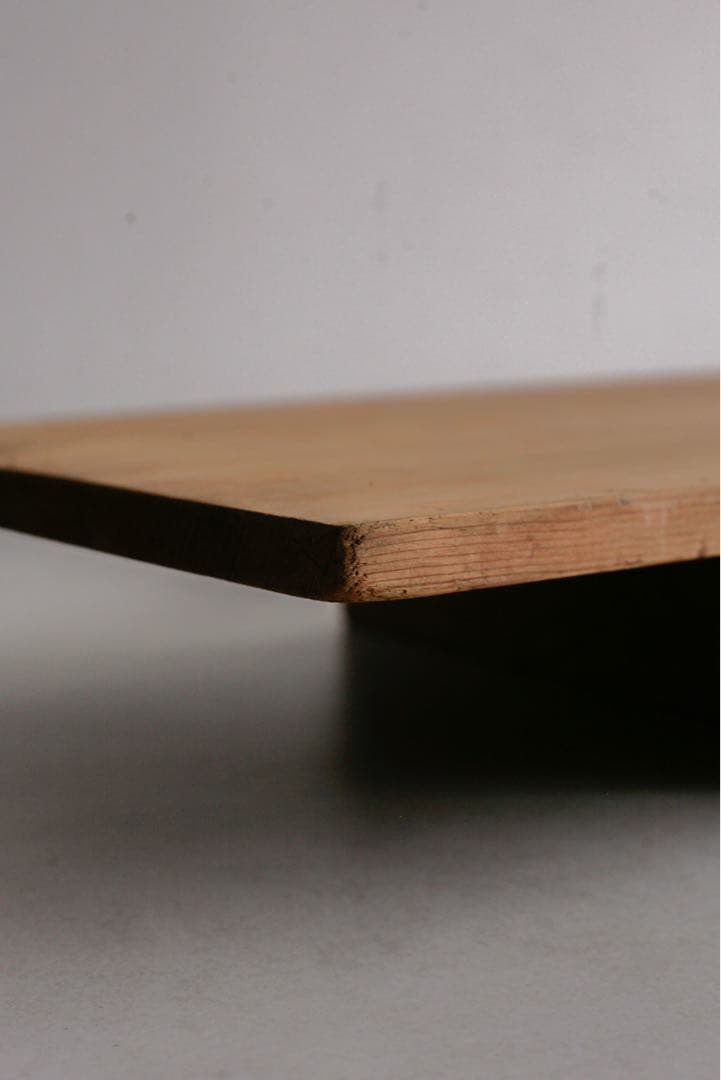 裁ち台　展示台　飾り棚　杉材　古材　無垢材　ローボード　店舗什器　古家具　古道具