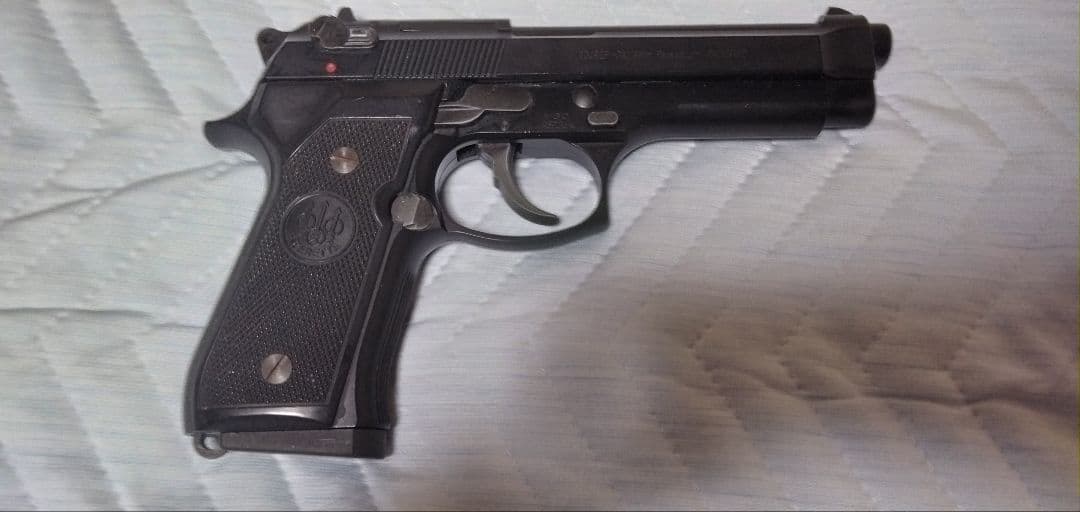 KTW イサカ M37 ポリスタイプ エアソフトガン＆オマケのガスガン