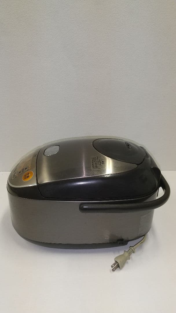 IH炊飯器 象印ZOJIRUSH IH炊飯ジャー 1升　炊き NP-VD18