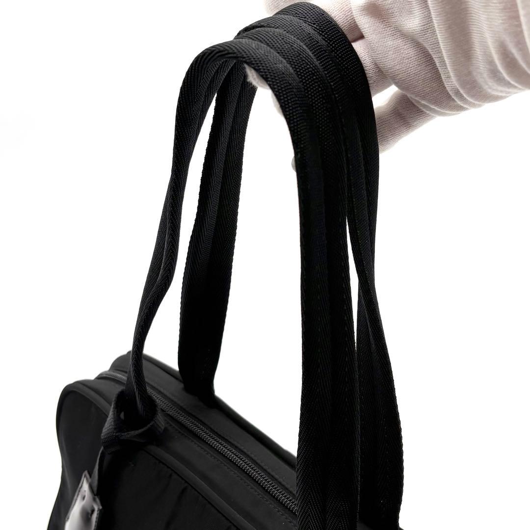 極美品✨プラダ ハンドバッグ ミニボストン ナイロン 三角ロゴ 南京錠 ブラック