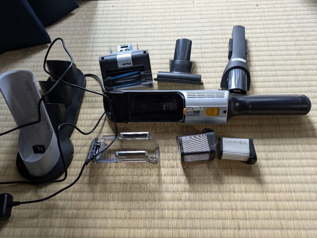 Shark シャーク コードレススティッククリーナー WV415JWH