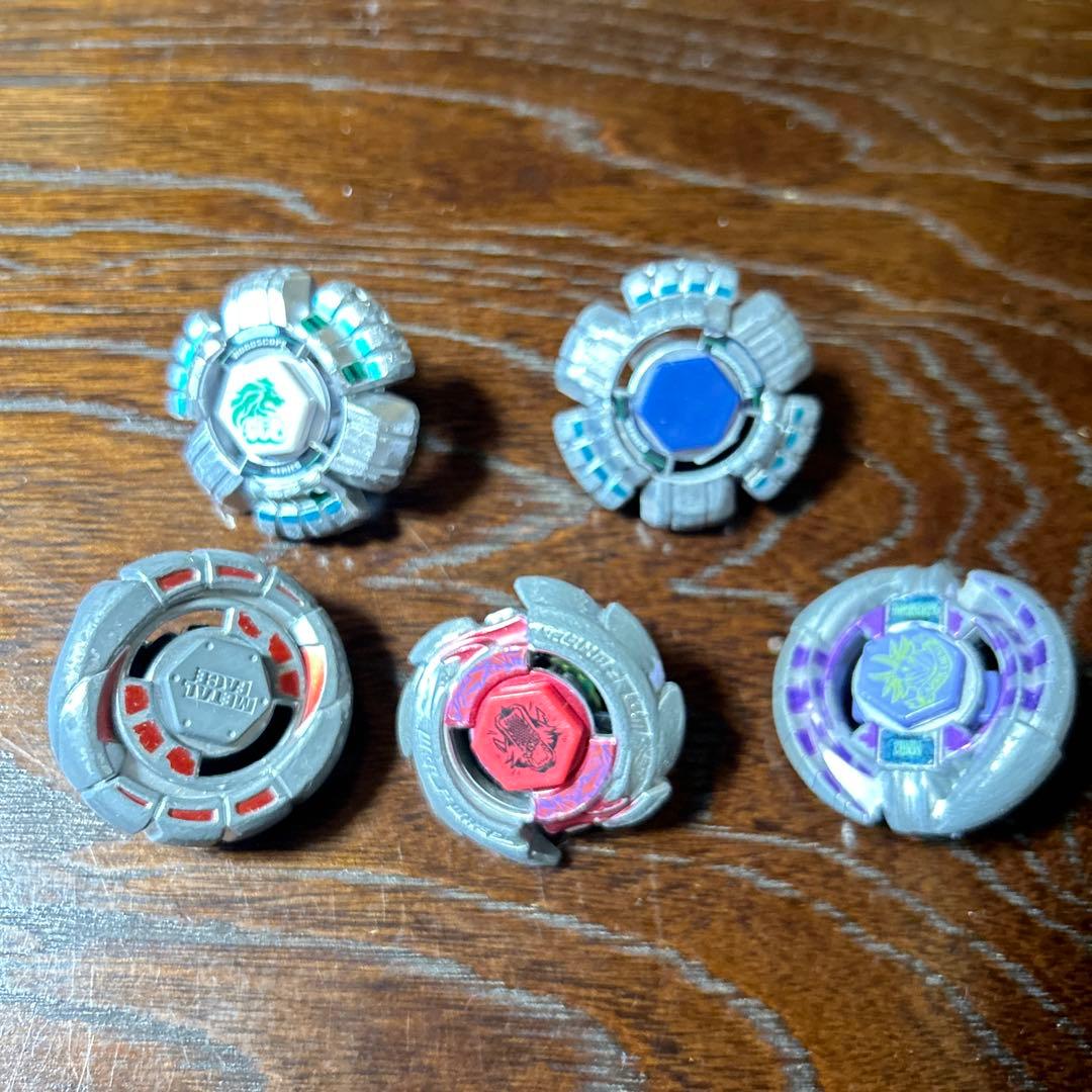 メタルファイトベーブレード47個＋パーツ