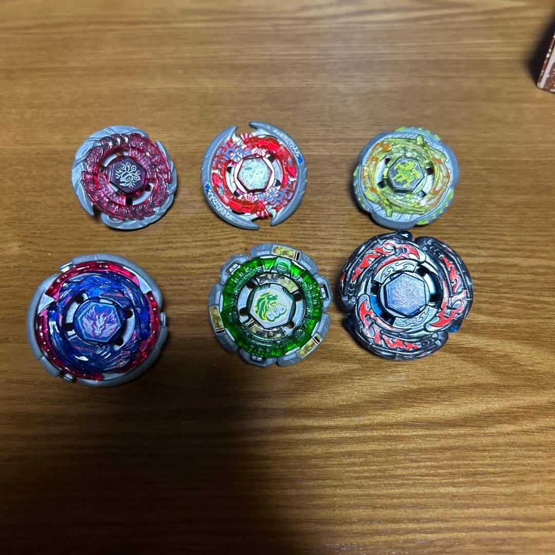 メタルファイトベーブレード47個＋パーツ