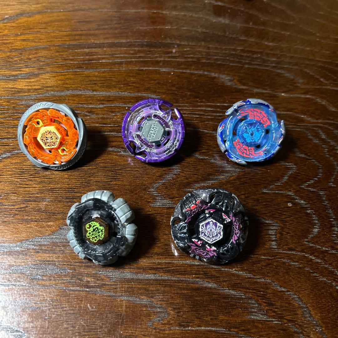 メタルファイトベーブレード47個＋パーツ