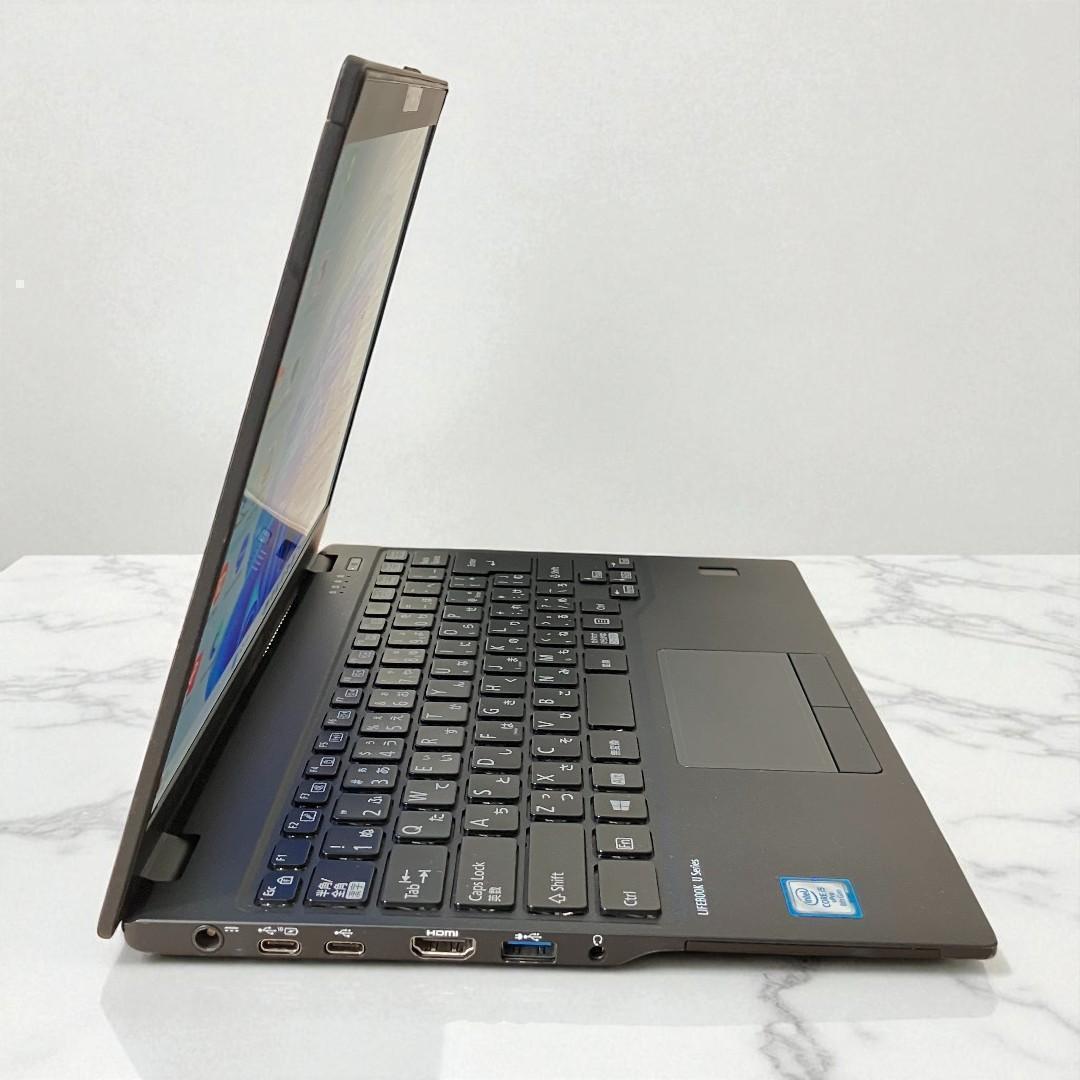 富士通 U939/A/ノートパソコン/SSD512GB/Windows11