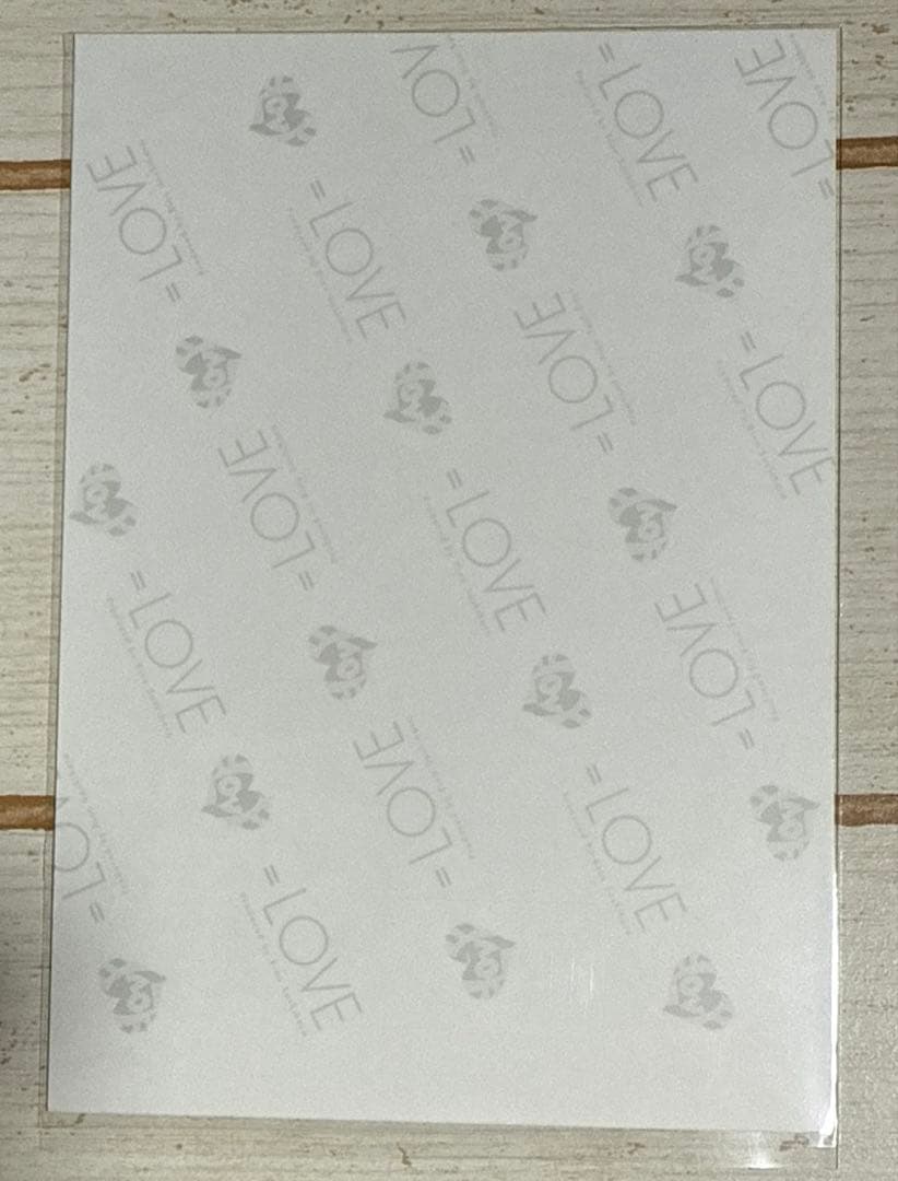 ＝LOVE 野口衣織　直筆サイン入り生写真　ヨリ　Be Selfish センター