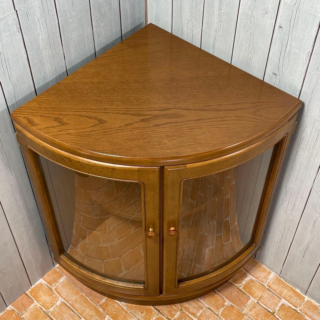 美品 カリモク家具 KARIMOKU コーナーキャビネット ガラス コロニアル