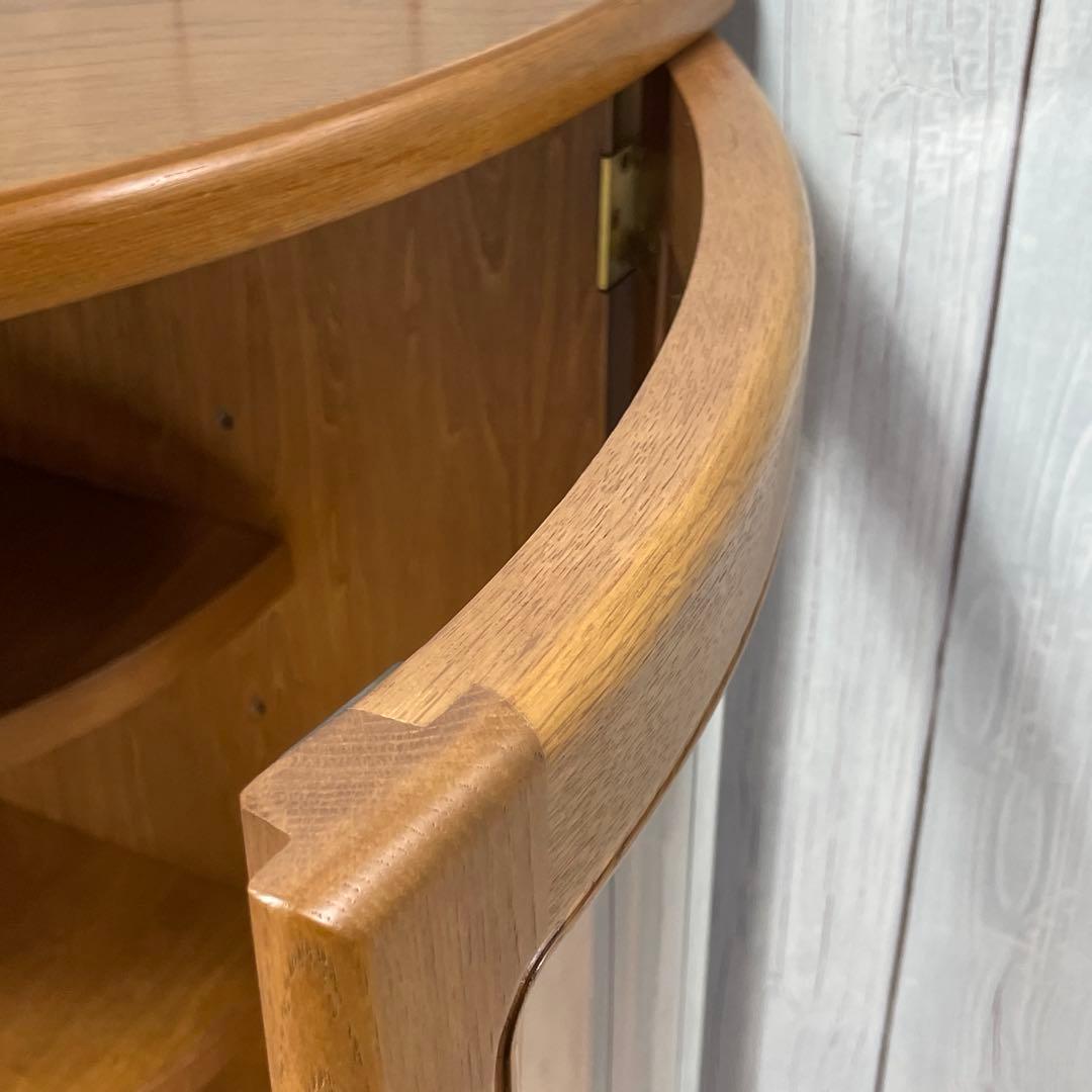 美品 カリモク家具 KARIMOKU コーナーキャビネット ガラス コロニアル