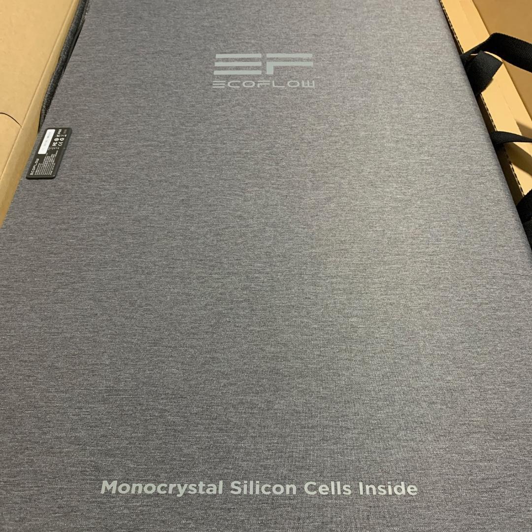【美品】ECOFLOW 折り畳みソーラーパネル 400W 箱付き