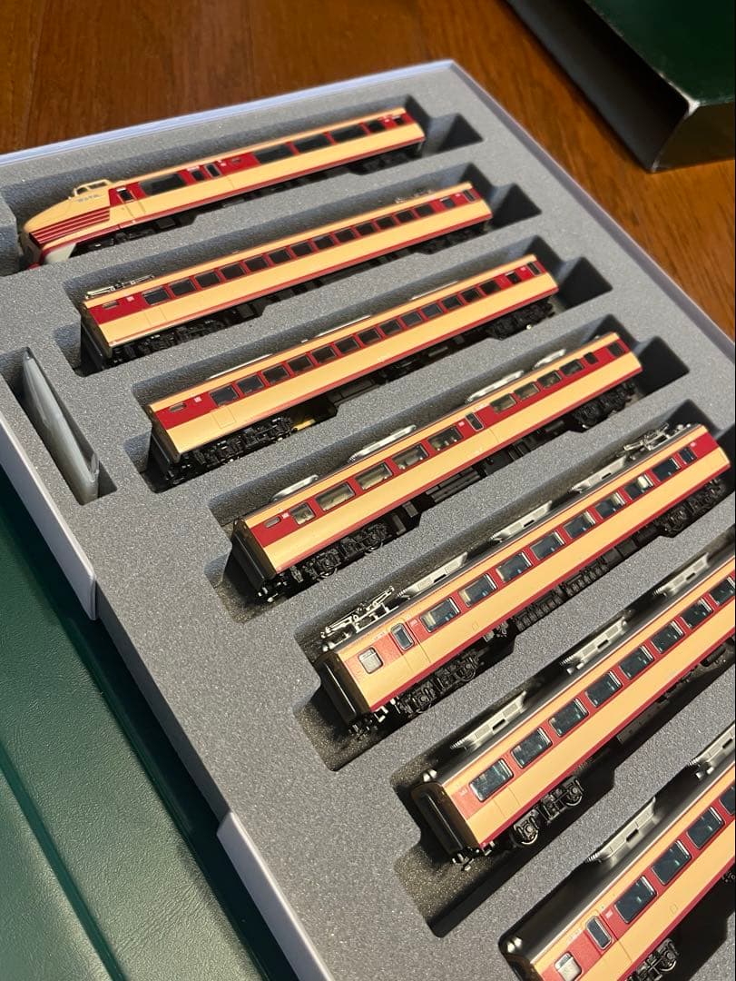 KATO Nゲージ 151系 こだま・つばめ 基本 8両セット 10-530