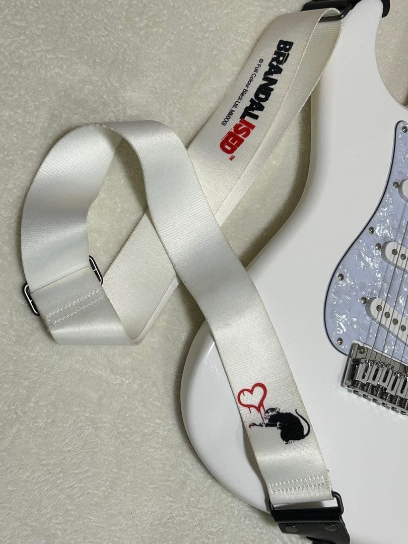 ストラトキャスターエレキギター　スクワイヤー