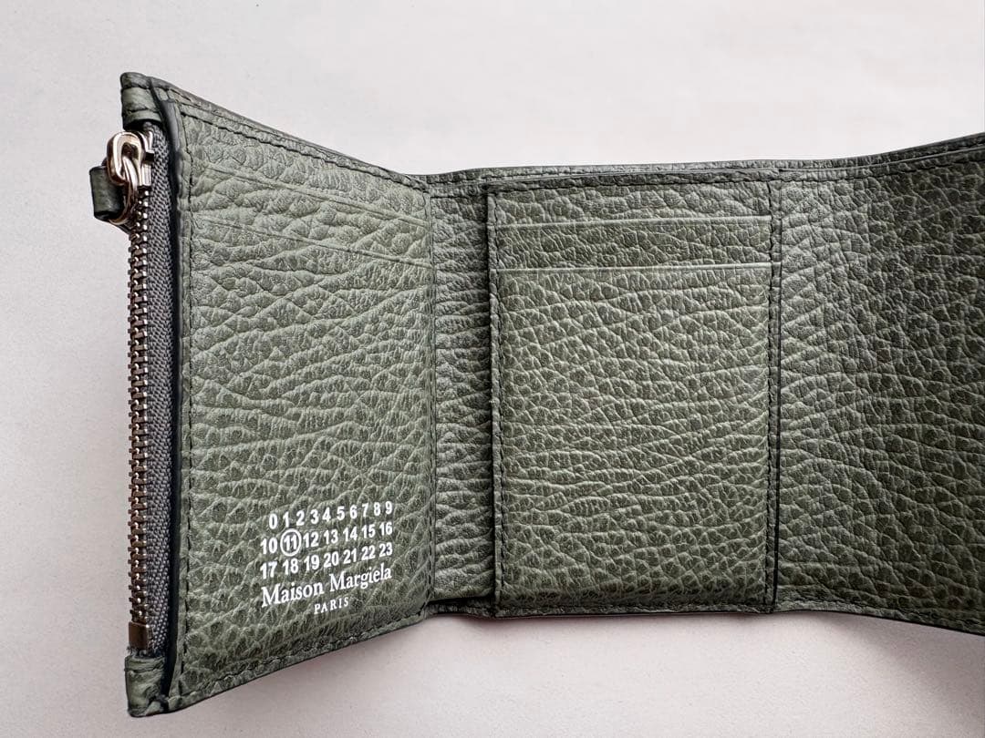 メゾンマルジェラ 三つ折り財布 カーキ系 ミリタリーグリーン
