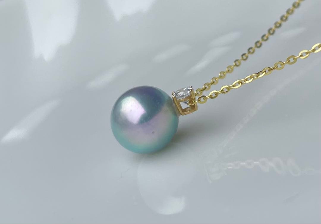 黒蝶真珠 K18ペンダントトップ モアサナイト 奇跡の一粒 南洋パールネックレス