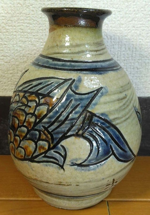 人間国宝 金城次郎 海老魚紋花瓶 栞 共箱 壺屋焼 壷屋焼 やちむん 上作花瓶