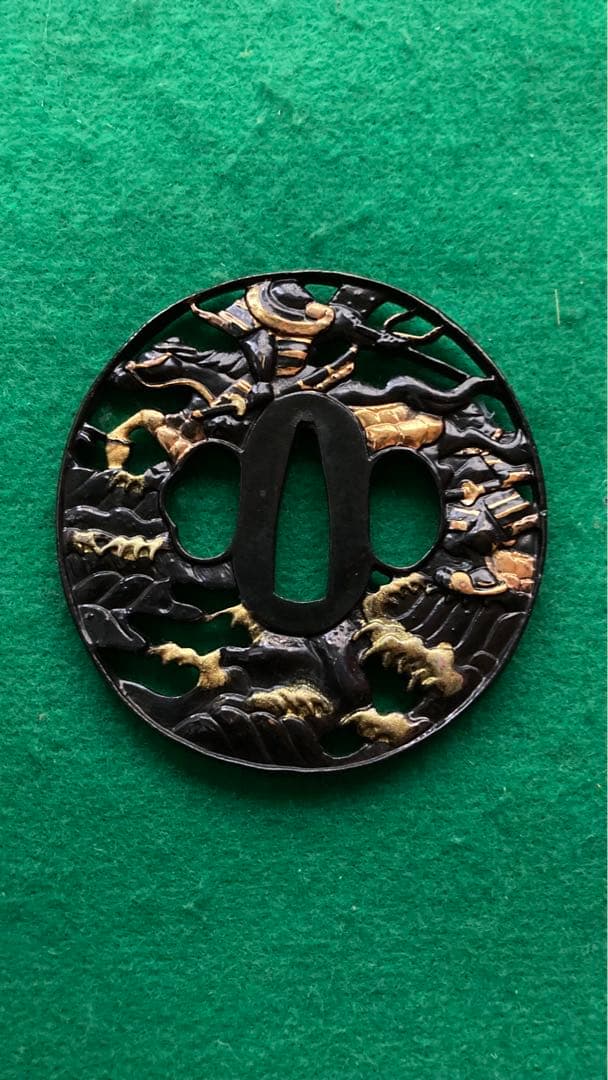 再値下げ！　刀鍔　　源平合戦