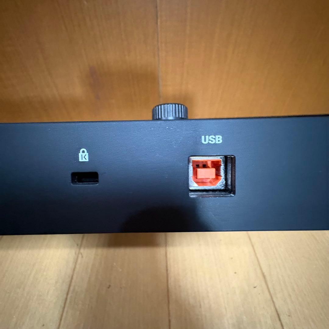 セールNative Instruments Maschine Mikro MK3