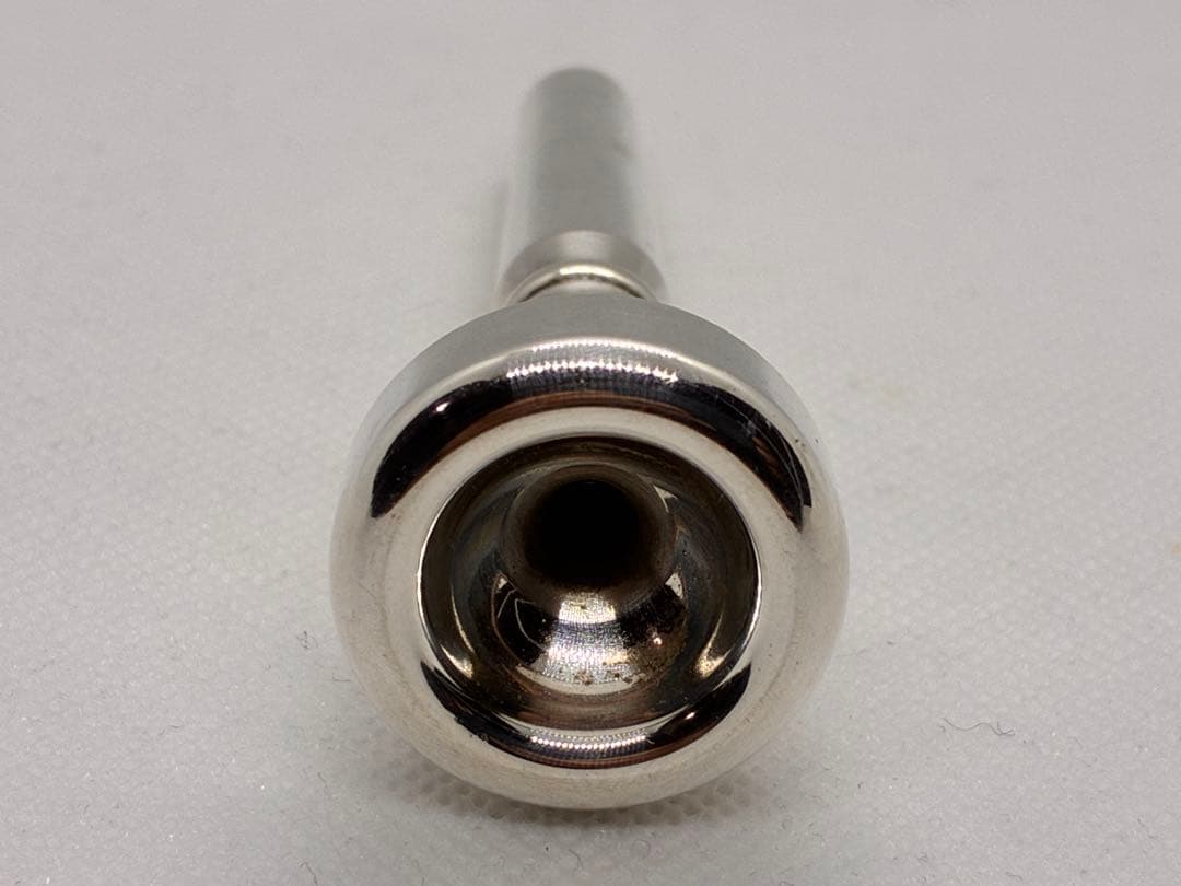 トランペットマウスピース Giardinelli New York 6M