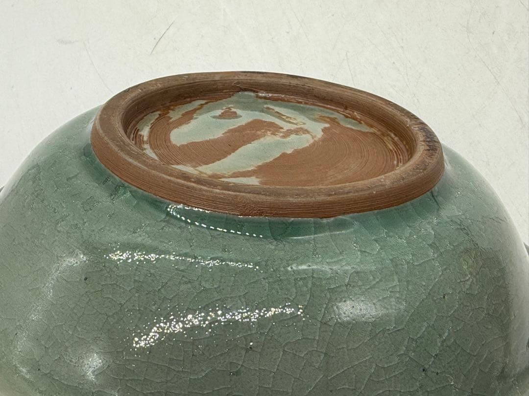 青磁　龍の模様　大皿　送料込み251024