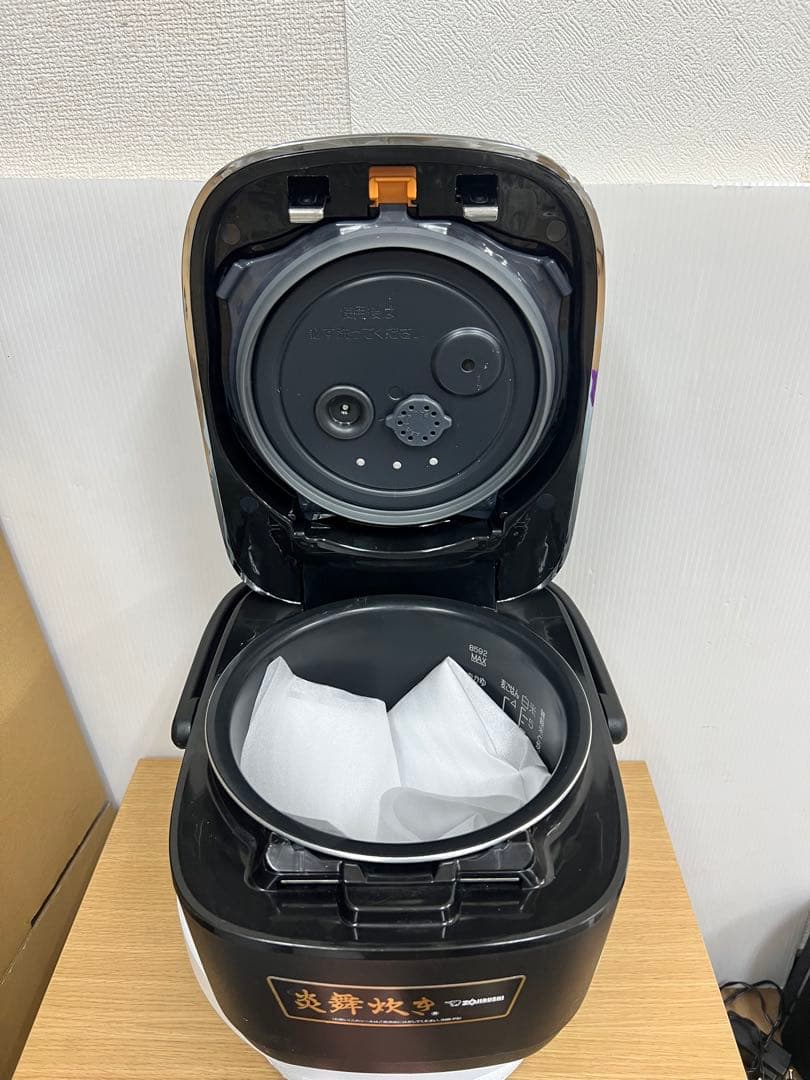 象印 炎舞炊き 圧力IH炊飯ジャー NW-PS10（5.5合） 2020年製