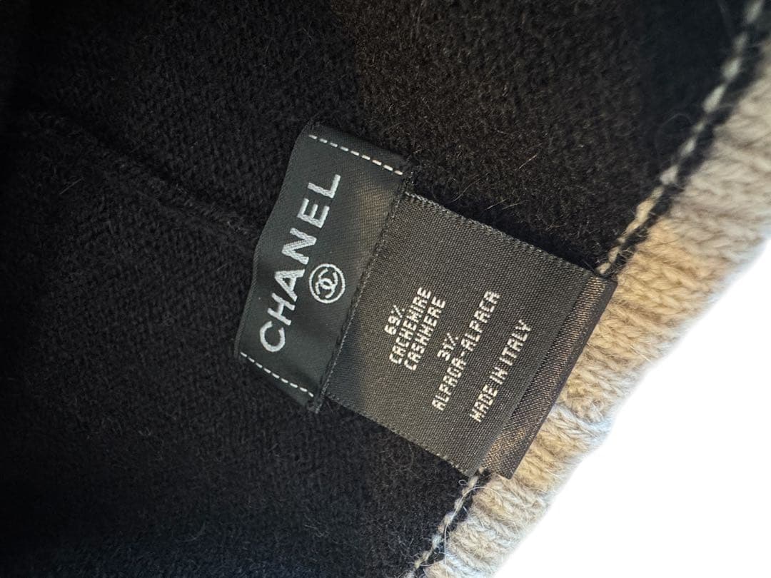 新品 未使用 新作 25B CHANEL カシミア ニット帽 ビーニー ココ
