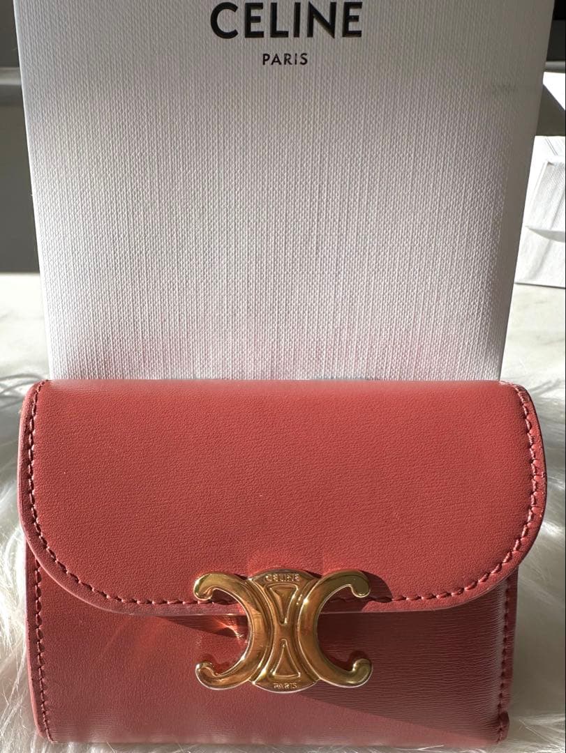 ⚠️Xmas限定セール値下げ中⚠️（25日まで）CELINE トリオンフ二つ折り財布