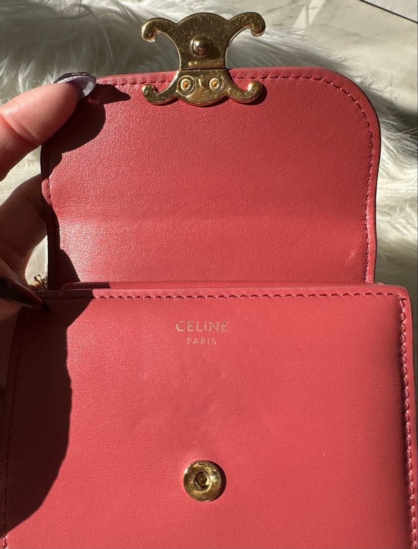 ⚠️Xmas限定セール値下げ中⚠️（25日まで）CELINE トリオンフ二つ折り財布