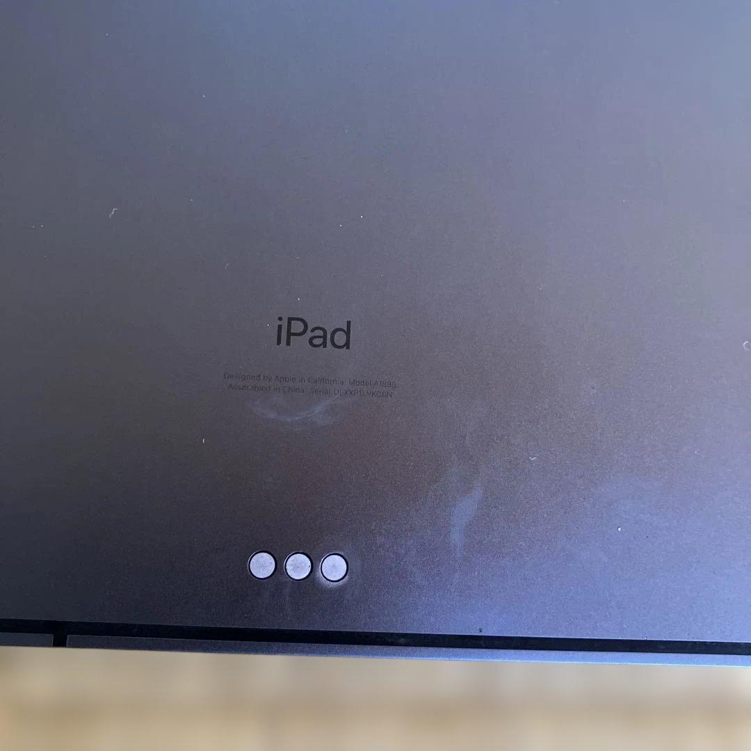iPad Pro 12.9 第三世代 1TB Cellular グレー 77%