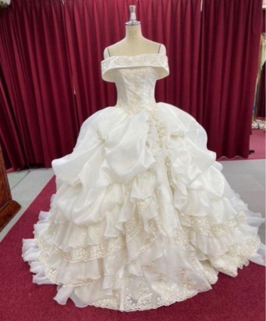 ウェディングドレス　取り外し可能ロールカラー付き　フルオーダー　着用1日限り