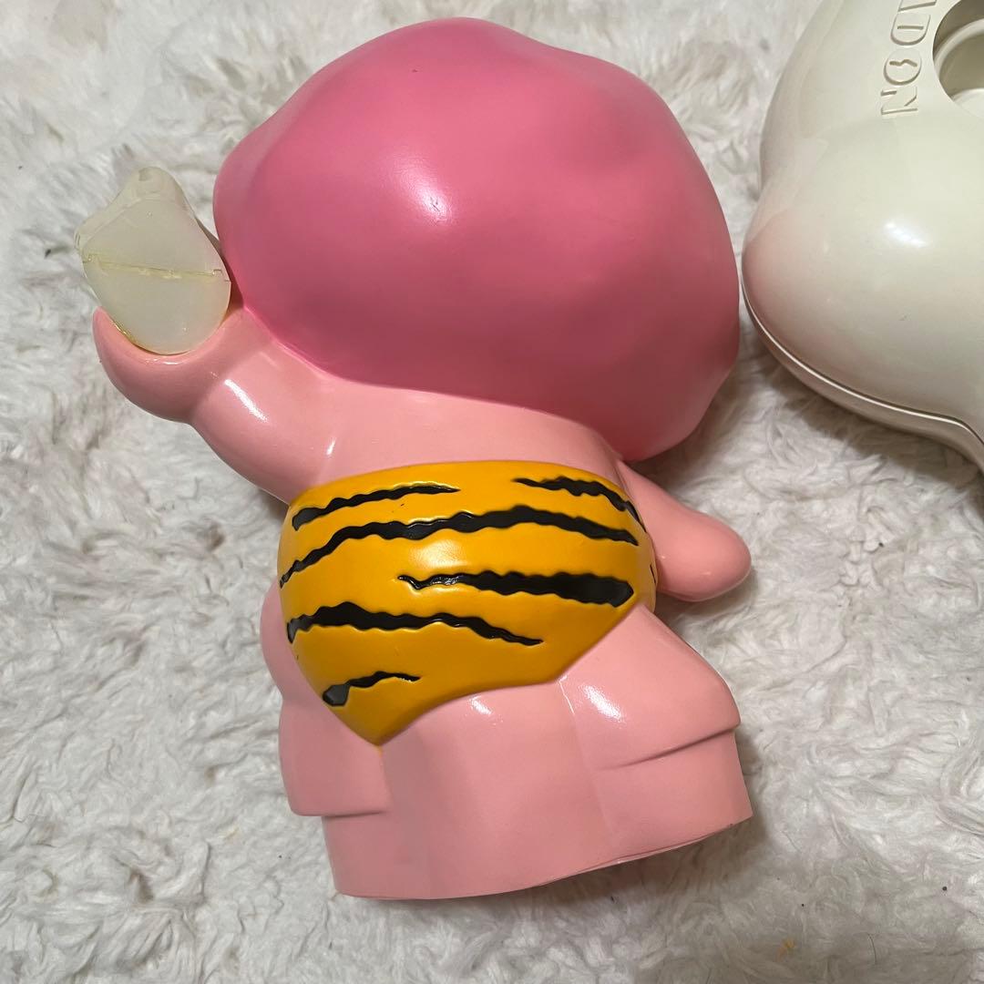 omron オムロン　サンリオ　ゴロピカドン　加湿器