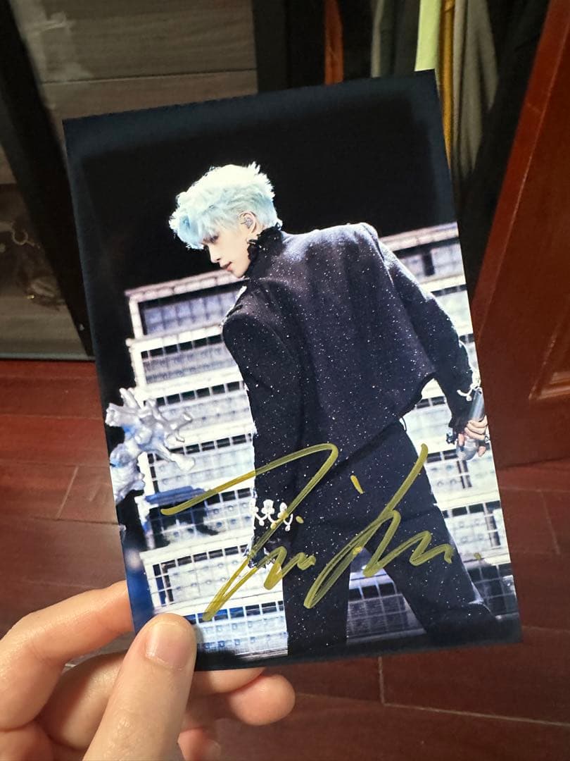 専用 梓渝ツアー最新直筆サイン「逆愛」直筆サイン (リクエストは1月22日まで）