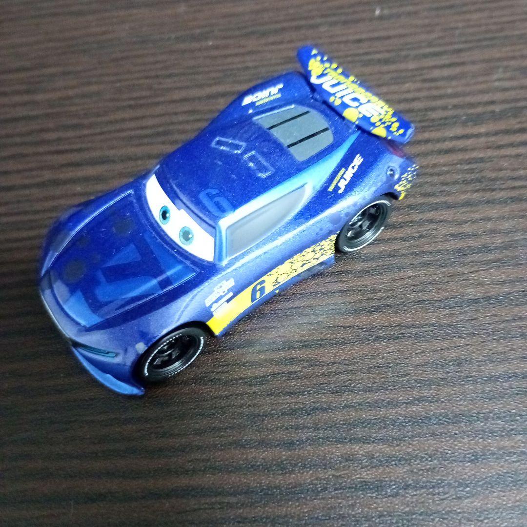 カーズ3 次世代レーサー　ミニカー トミカ マテル
