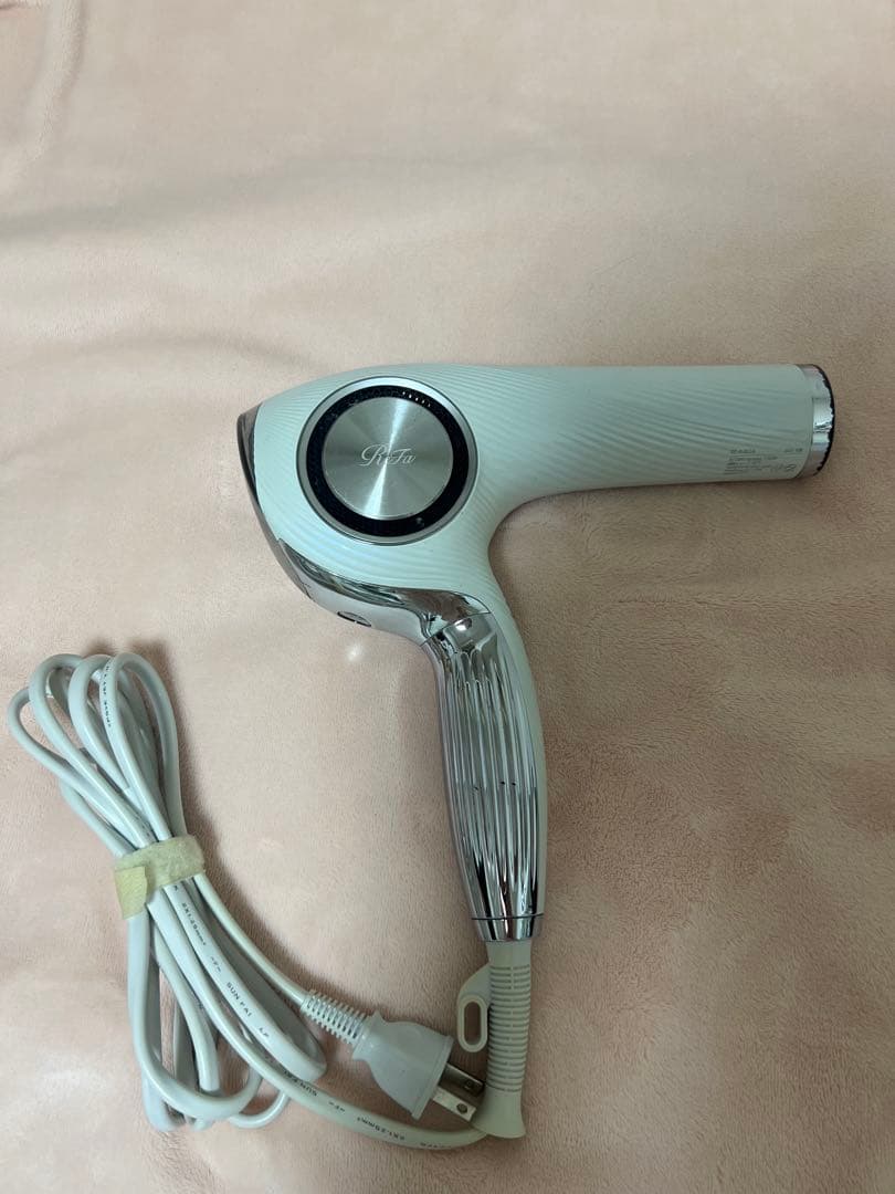 リファビューティックドライヤープロ