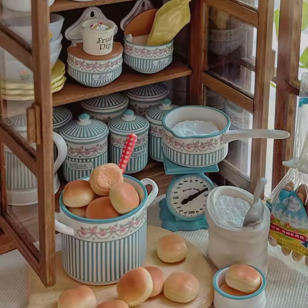ミニチュア　キッチン雑貨　ブルーストライプ　西洋雑貨　ドールハウス 1/6
