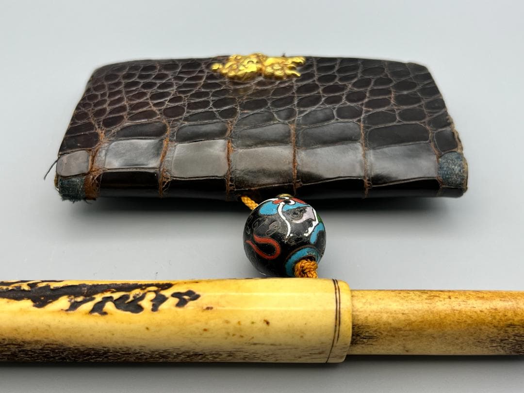 江戸明治時代　獅子図金具　骨製キセル入れ　大玉龍図根〆　銀製キセル　重量170g