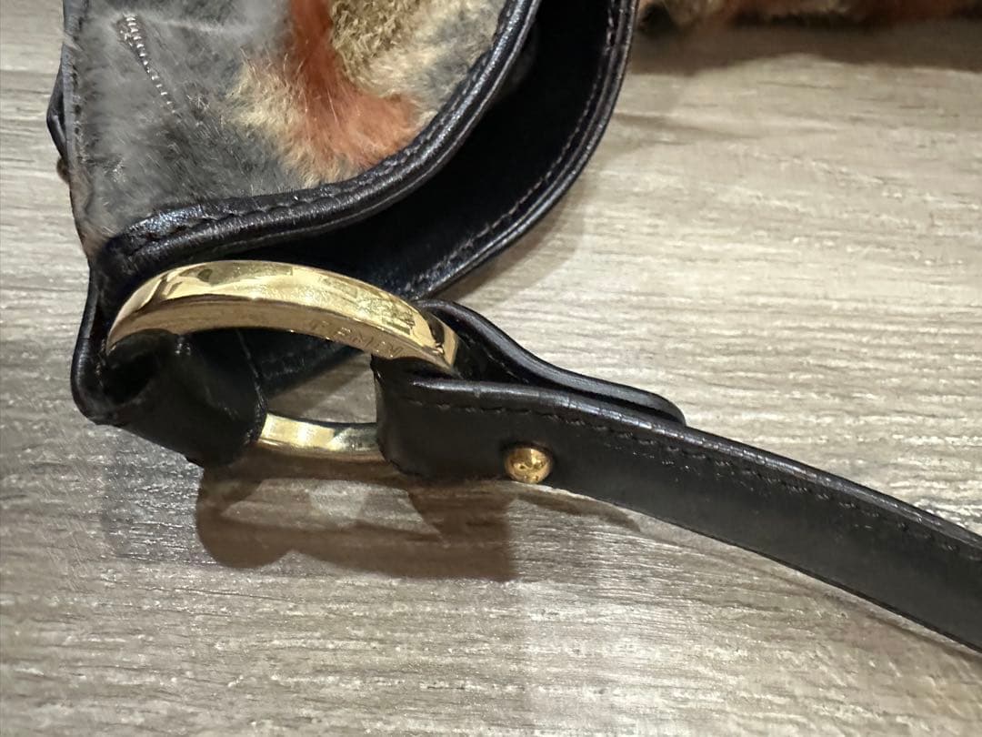 早い者勝ち✨FENDI フェンディ　肩がけハンドバッグ　✨