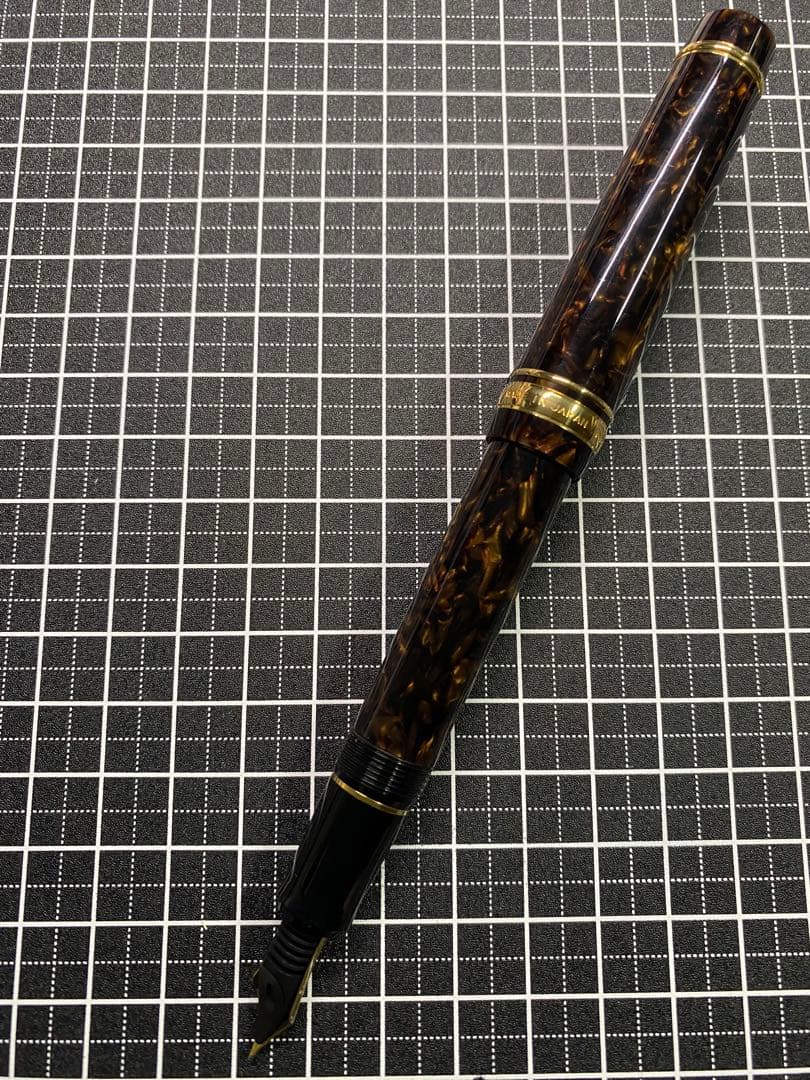 PILOT CUSTOM LE 万年筆　字幅F