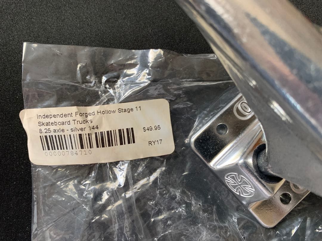 BONES SWISS ベアリング & STF 53mm トラック　セット