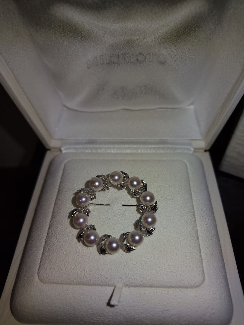 MIKIMOTO　ミキモト　ブローチ　サークル（直径3.5㌢）真珠5.5㍉　ＳＶ