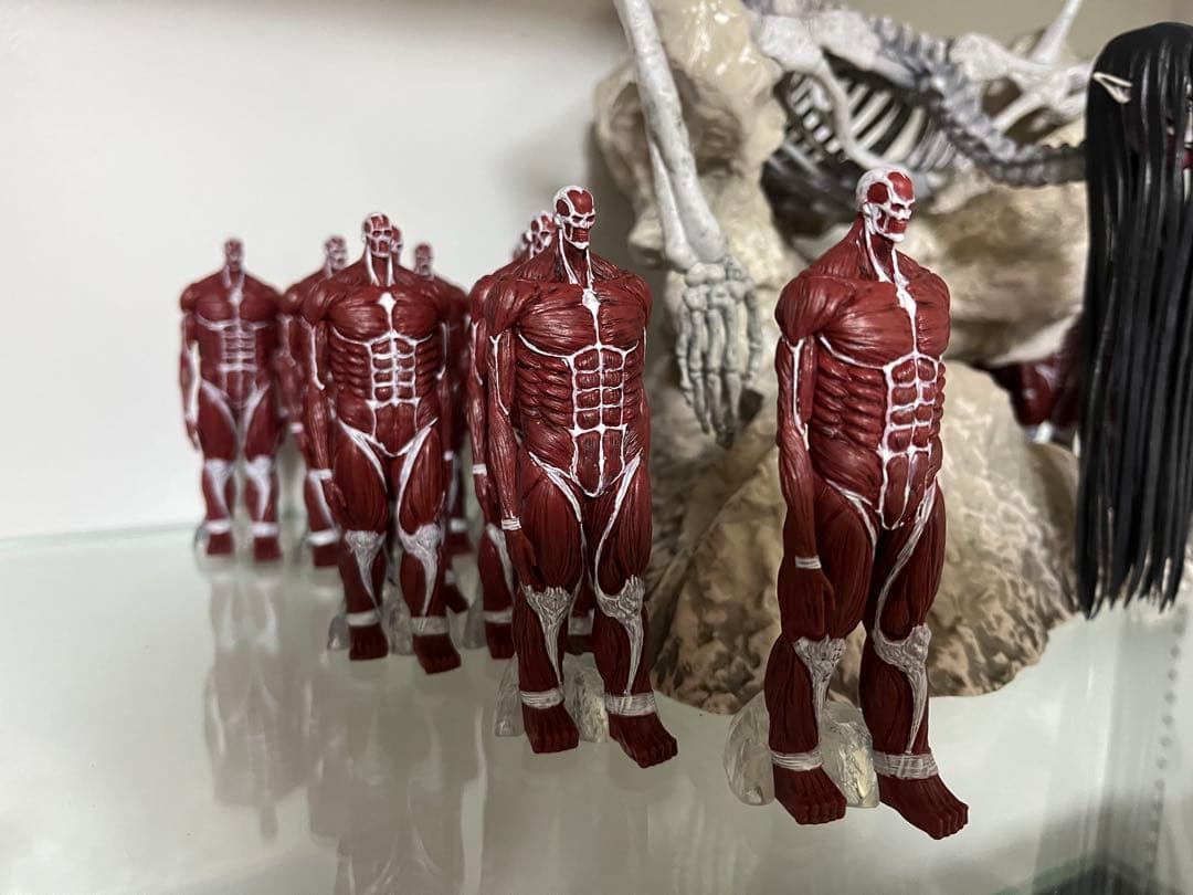 進撃の巨人 終尾の巨人フィギュア　地鳴らしフィギュア23体リペイント