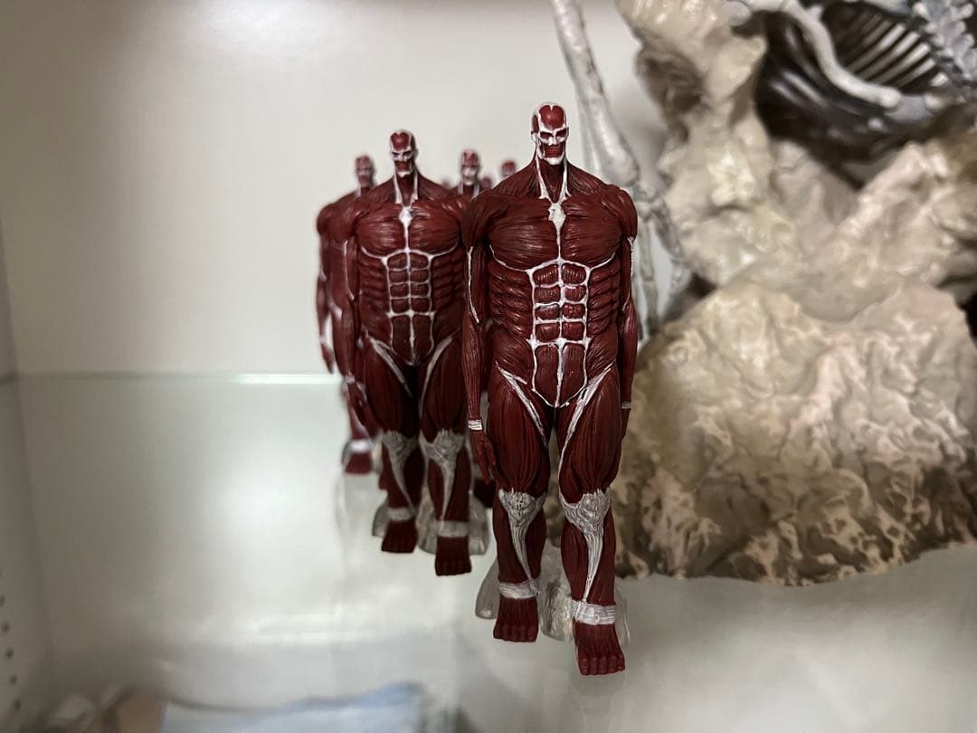 進撃の巨人 終尾の巨人フィギュア　地鳴らしフィギュア23体リペイント