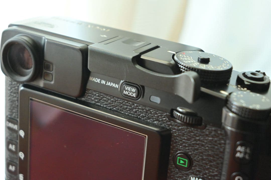 FUJIFILM X Pro1ボディ、専用グリップ　化粧箱